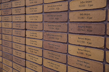 2022-0004.jpg