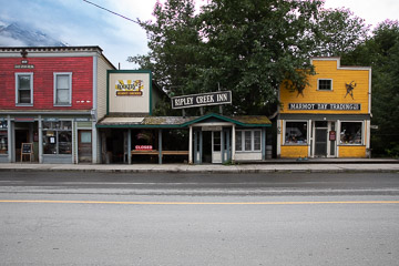 2022-0136.jpg 2022-0136.jpg